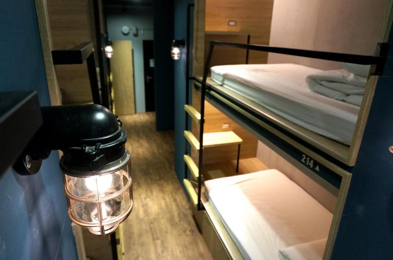 Dongmen 3 Hostel Taipei Exterior photo