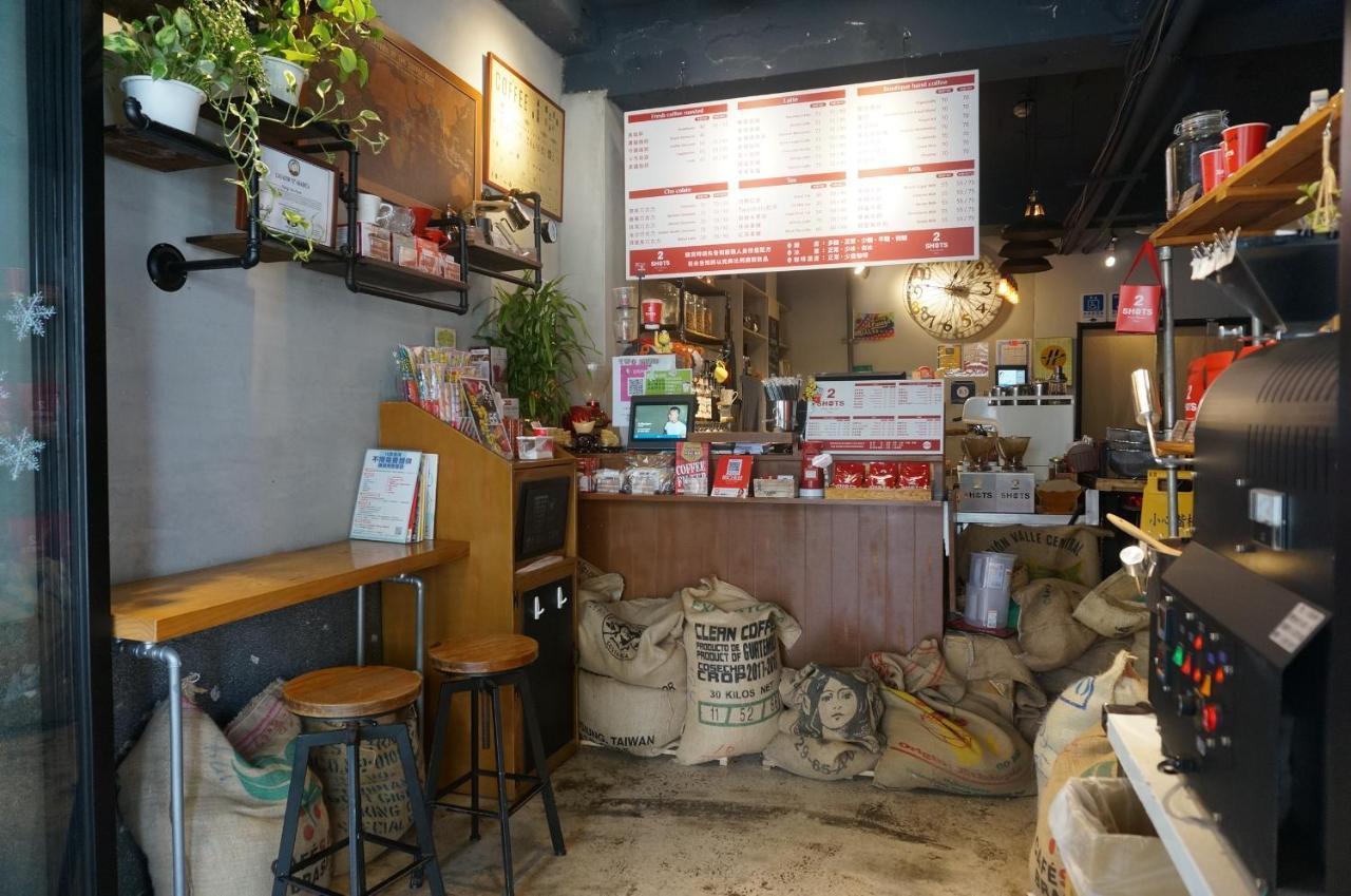 Dongmen 3 Hostel Taipei Exterior photo